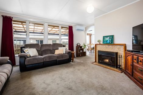 Photo of property in 91 Astrolabe Street, Cannons Creek, Porirua, 5024