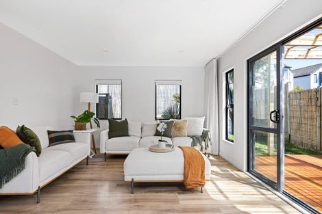 Photo of property in 4/48 Schnapper Rock Road, Schnapper Rock, Auckland, 0632