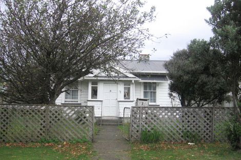 Photo of property in 9 York Street, Moera, Lower Hutt, 5010