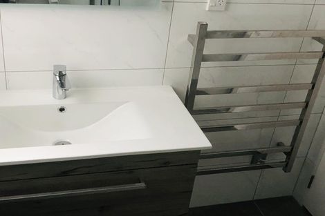 Photo of property in 208 Wainui Road, Silverdale, 0932