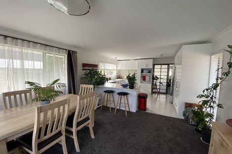 Photo of property in 27 Surrey Street, Taradale, Napier, 4112