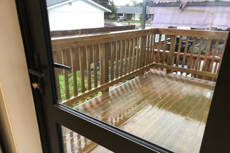 Photo of property in 79 Sunderlands Road, Half Moon Bay, Auckland, 2012