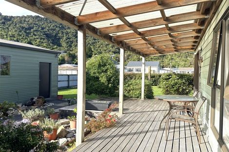 Photo of property in 14 Baillie Place, Cobden, Greymouth, 7802