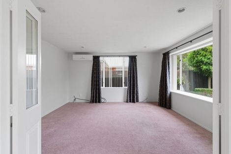 Photo of property in 4/12 Frankleigh Street, Somerfield, Christchurch, 8024