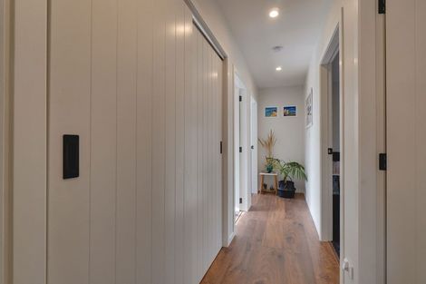 Photo of property in 37 Seagrass Place, Otaki Beach, Otaki, 5512