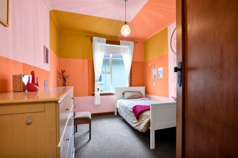 Photo of property in 7 Seddon Street, Westown, New Plymouth, 4310