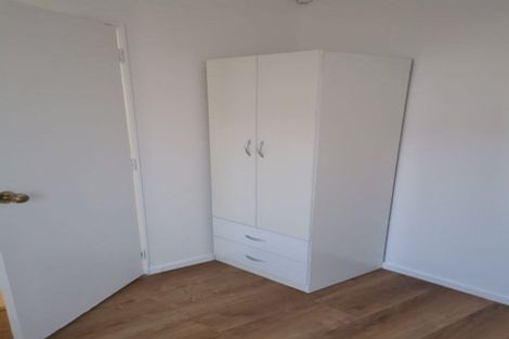 Photo of property in 14 Tamariki Avenue, Kelston, Auckland, 0602