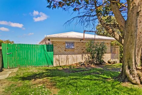 Photo of property in 1/4046 Great North Road, Glen Eden, Auckland, 0602