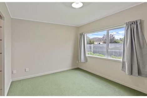 Photo of property in 6 Renfrew Street, Upper Riccarton, Christchurch, 8041
