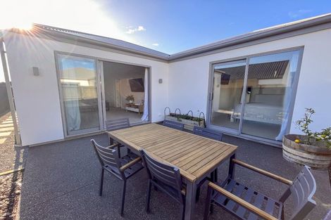 Photo of property in 7 Horoeka Street, Avonhead, Christchurch, 8042