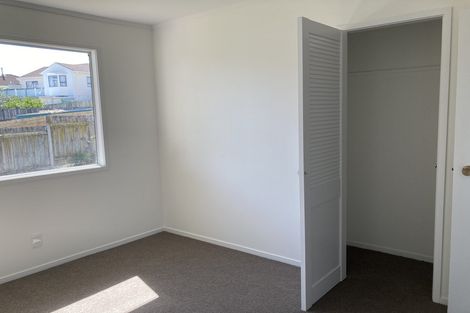 Photo of property in 7 Andros Place, Unsworth Heights, Auckland, 0632