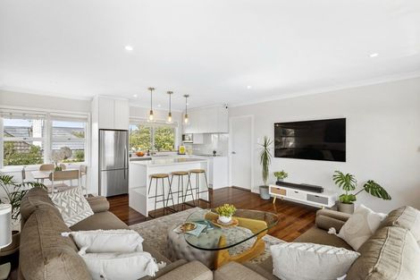 Photo of property in 3/7 Onepoto Road, Hauraki, Auckland, 0622