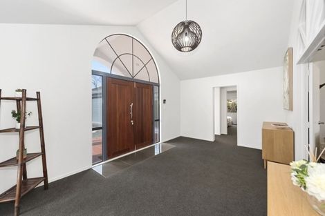 Photo of property in 19 Montrose Crescent, Huntington, Hamilton, 3210