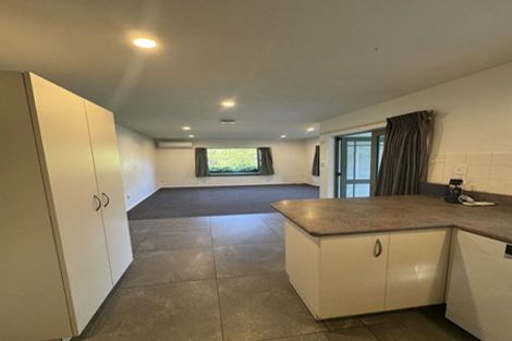 Photo of property in 81 Motu Road, Kumeu, 0891