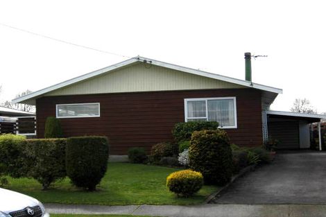 Photo of property in 12 Fergusson Street, Solway, Masterton, 5810
