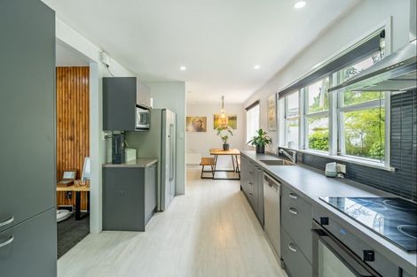 Photo of property in 20 Raroa Place, Pukerua Bay, 5026