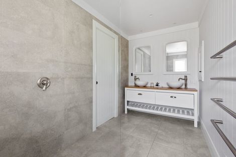 Photo of property in 65 Waipuka Road, Waimarama, Havelock North, 4294