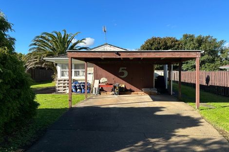 Photo of property in 5 Ashcroft Avenue, Mangere Bridge, Auckland, 2022