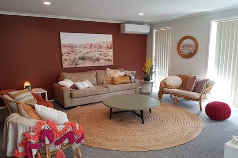 Photo of property in 16 Saint Johns Avenue, Hamilton East, Hamilton, 3216