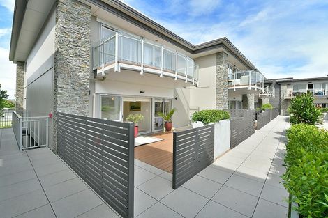 Photo of property in 215/252 Centreway Road, Orewa, 0931