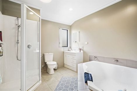 Photo of property in 15 Eclipse Rise, Flagstaff, Hamilton, 3210