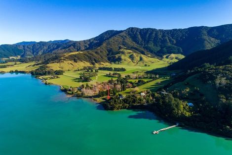Photo of property in 5732 Kenepuru Road, Waitaria Bay, Picton, 7282