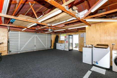 Photo of property in 105 Parklands Avenue, Bell Block, New Plymouth, 4312