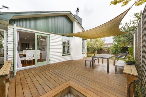 Photo of property in 53 Waterloo Crescent, Hokowhitu, Palmerston North, 4410