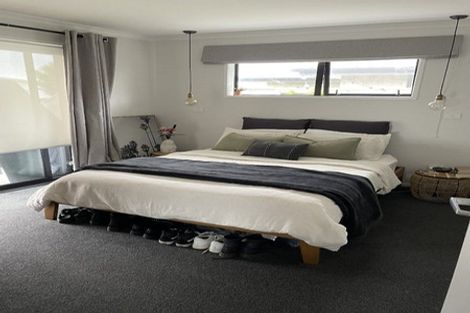 Photo of property in 4 Navy Lane, Papamoa, 3118