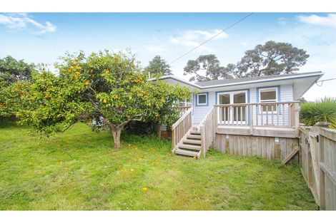 Photo of property in 24 Howard Road, Northcote, Auckland, 0627