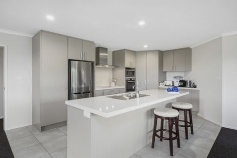 Photo of property in 7c Walter Henry Drive, Omanawa, Tauranga, 3171