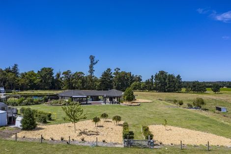 Photo of property in 449 Barkers Road, Loburn, Rangiora, 7472