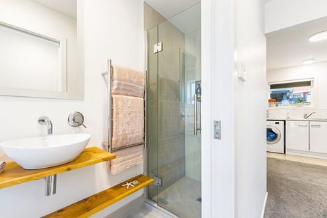 Photo of property in 3/28 Manly Esplanade, Browns Bay, Auckland, 0630