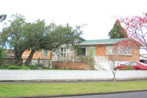 Photo of property in 14 Queenwood Avenue, Queenwood, Hamilton, 3210