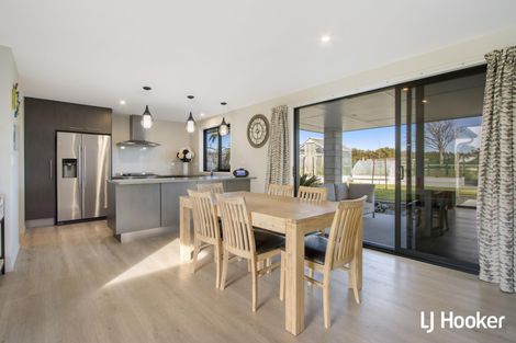 Photo of property in 19 Athenree Heights, Athenree, Katikati, 3177