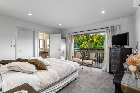 Photo of property in 14 Portsea Place, Chatswood, Auckland, 0626