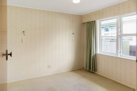 Photo of property in 25 Porutu Street, Fairfield, Lower Hutt, 5011