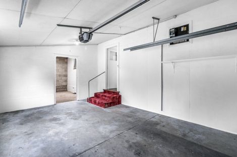 Photo of property in 36 Hillary Street, Winton, 9720