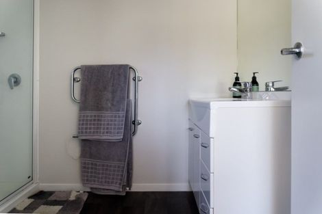 Photo of property in 5 Crabbe Place, Cromwell, 9310