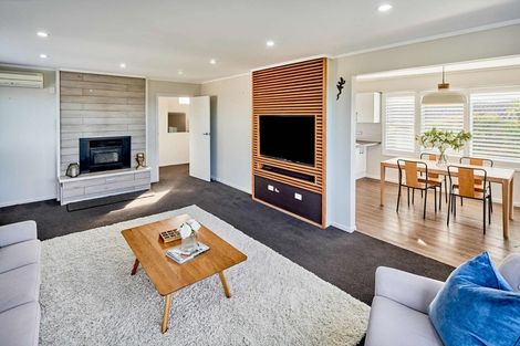 Photo of property in 43 Pope Street, Camborne, Porirua, 5026