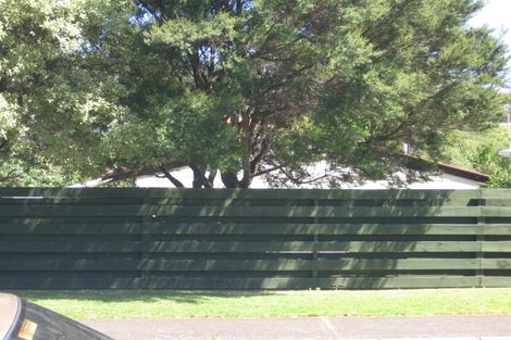 Photo of property in 2/2 Elliott Avenue, Bayview, Auckland, 0629