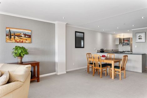 Photo of property in White Isle Apartments, 6/23 Quay Street, Whakatane, 3120