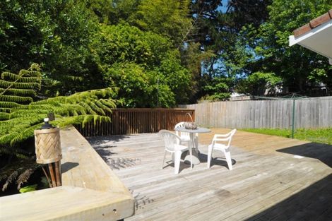 Photo of property in 1/333 Triangle Road, Massey, Auckland, 0614