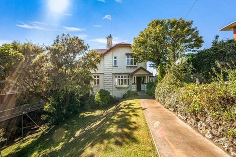 Photo of property in 35 Wharfe Street, South Hill, Oamaru, 9400