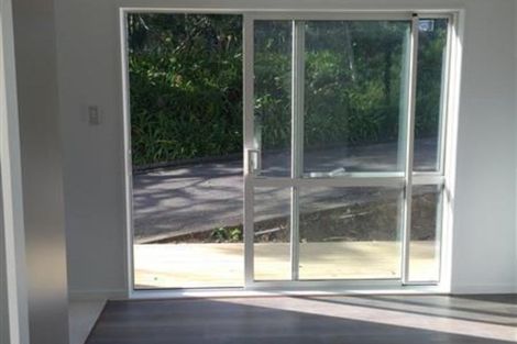 Photo of property in 11 Jomard Terrace, Northcross, Auckland, 0632