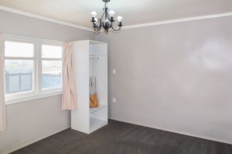 Photo of property in 11 Thomas Place, Foxton Beach, Foxton, 4815