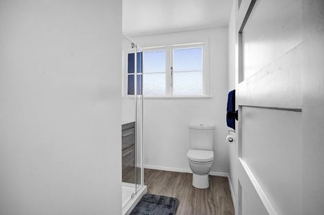 Photo of property in 2 Waihi Road, Hawera, 4610