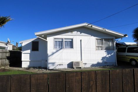 Photo of property in 136 Romilly Street, Westport, 7825