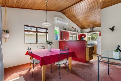 Photo of property in 16 Mount Avenue, Pauanui, Hikuai, 3579