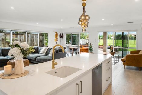 Photo of property in 69 Montgomery Crescent, Kinloch, Taupo, 3377